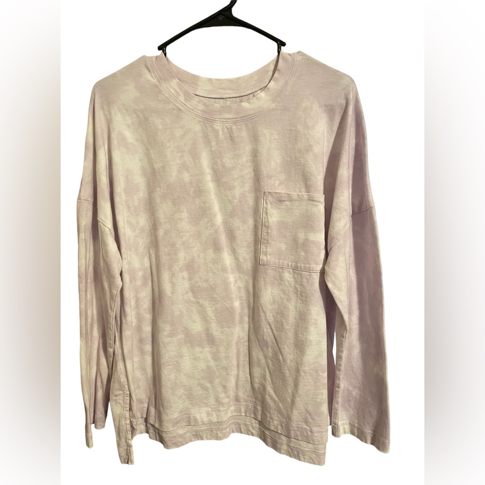 EUC womens Lg lavender and white tye dye long sleeve tee